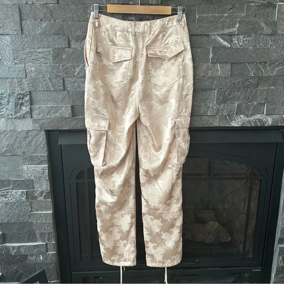 Superdown Carmen Cargo Pants w/ Floral Jacquard Pattern - Picture 3 of 8